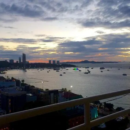 View Talay 6 Apartment